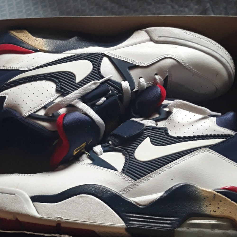 Nike Air 180